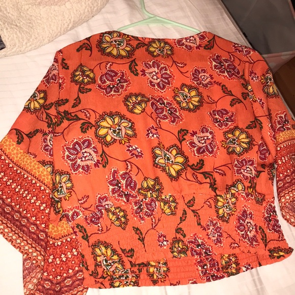 Top - Picture 4 of 5